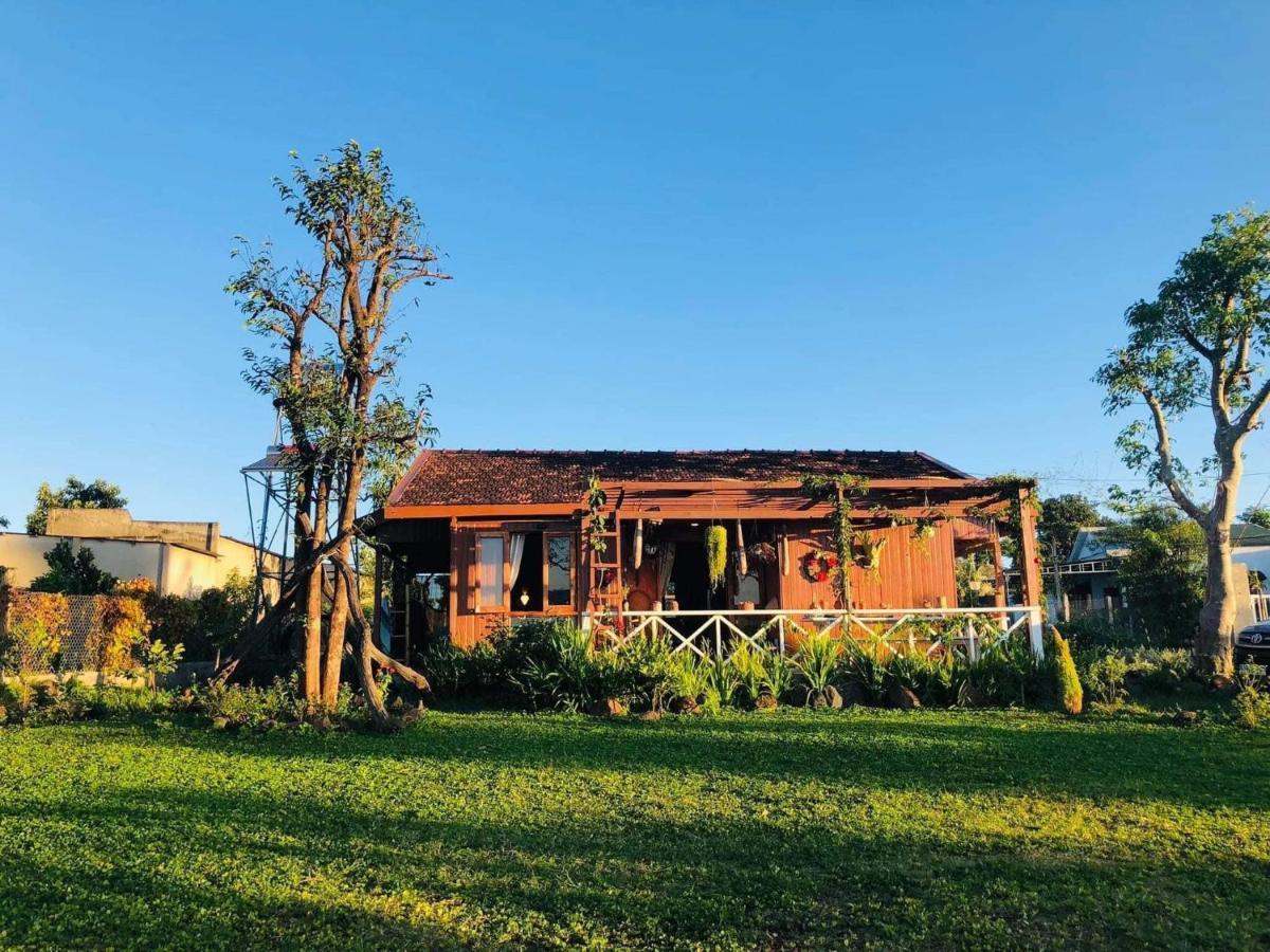 Dugiang Homestay Buon Ma Thuot Bagian luar foto