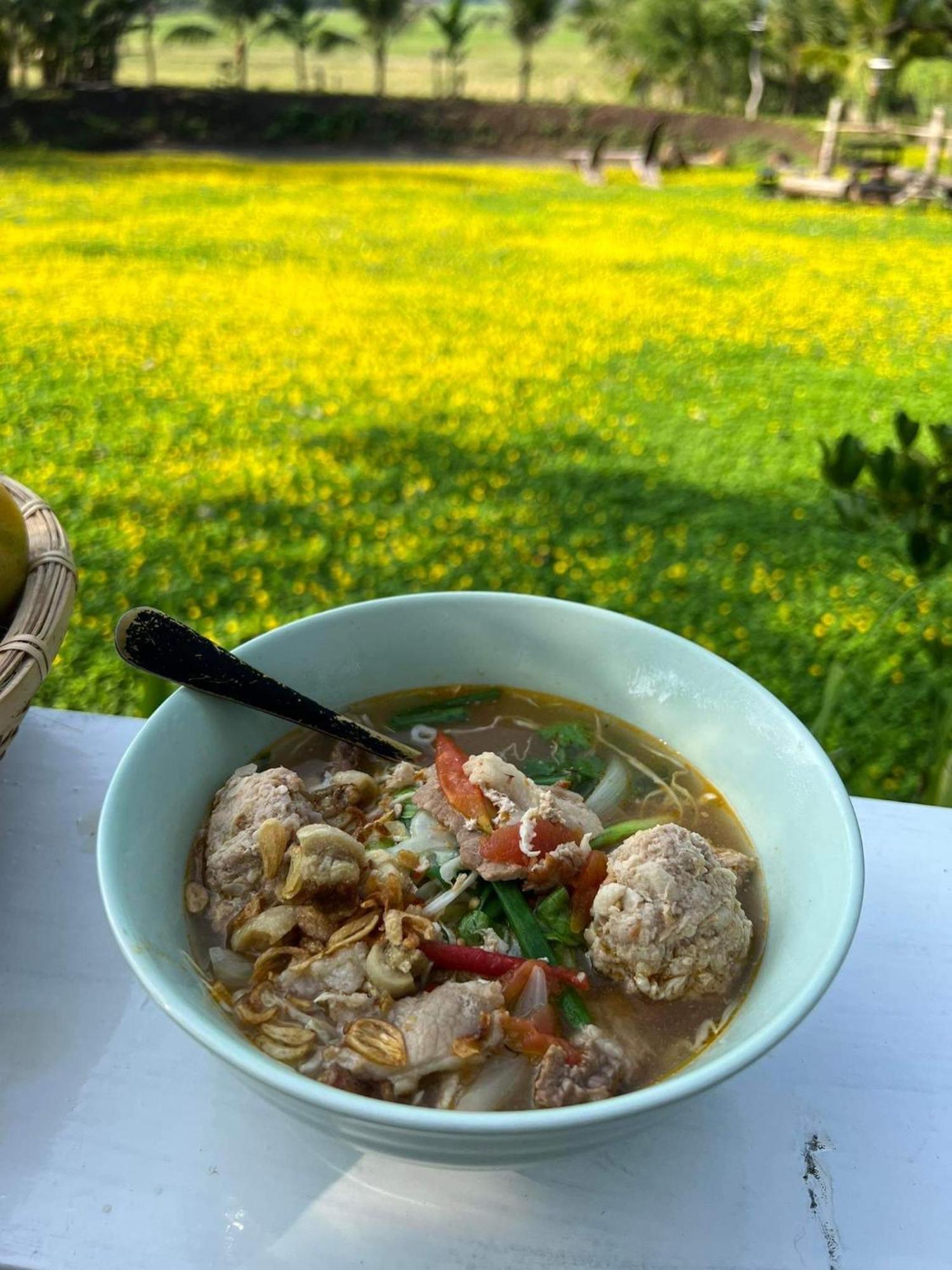 Dugiang Homestay Buon Ma Thuot Bagian luar foto